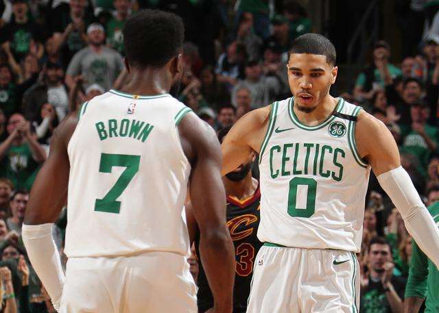 皇家马德里备战塞尔塔：哈维·阿隆索的战术与期望（皇马战塞尔塔前瞻：哈维·阿隆索的战术布局与目标）