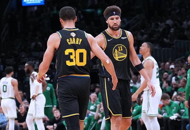 弗兰克：我的首选还是留在中国踢球；我带着喜悦与自豪离队（弗兰克：仍把留在中国踢球作为首选，带着喜悦与自豪告别球队）