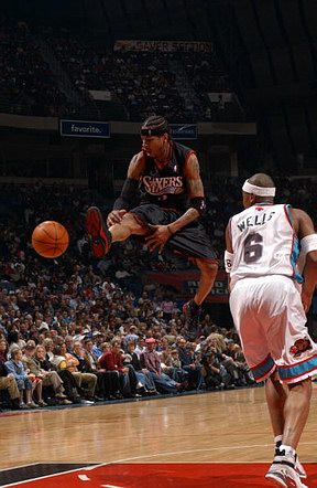 官宣！南京同曦队主教练下课，王世龙接任，许利民直言外援太软（南京同曦宣布换帅：王世龙挂帅，许利民直言外援偏软）