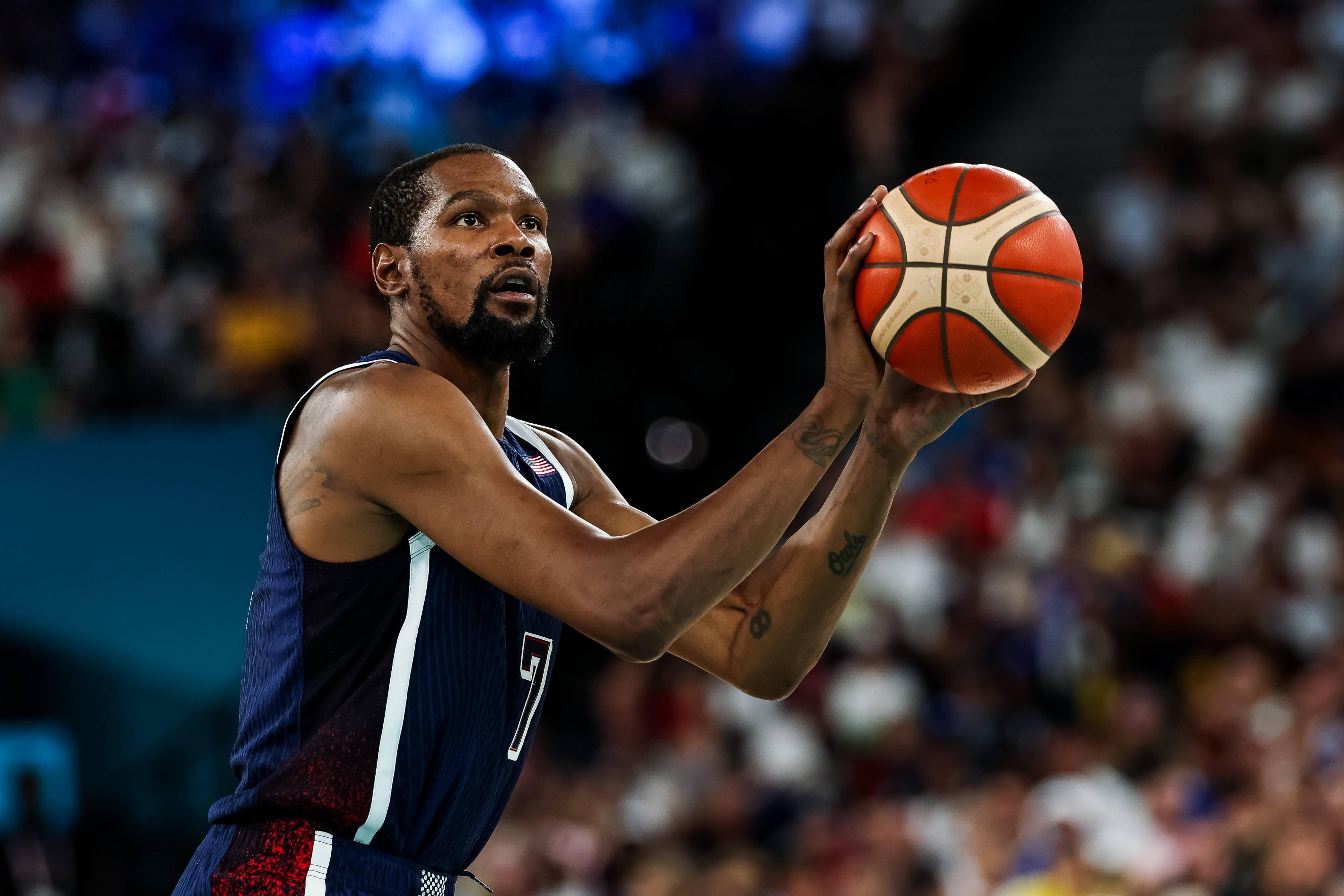 巴斯托尼：国家队的默契不如俱乐部，最难防守的对手是亚马尔（巴斯托尼：国家队默契不及俱乐部，最难缠的对手是亚马尔）